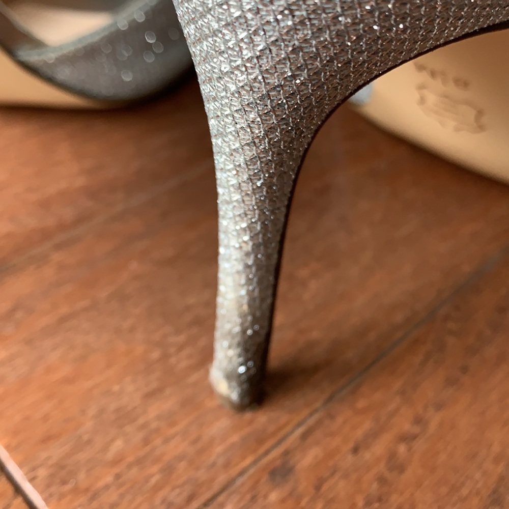 I. Miller Silver Glittery Ankle Strap Peep Toe Heels Prom Wedding Bridal 8.5 - Picture 9 of 16